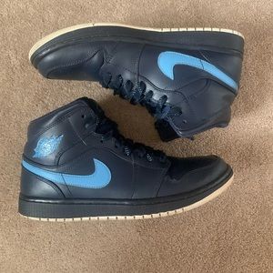Size 8.5 - Jordan 1 Mid Obsidian University Blue